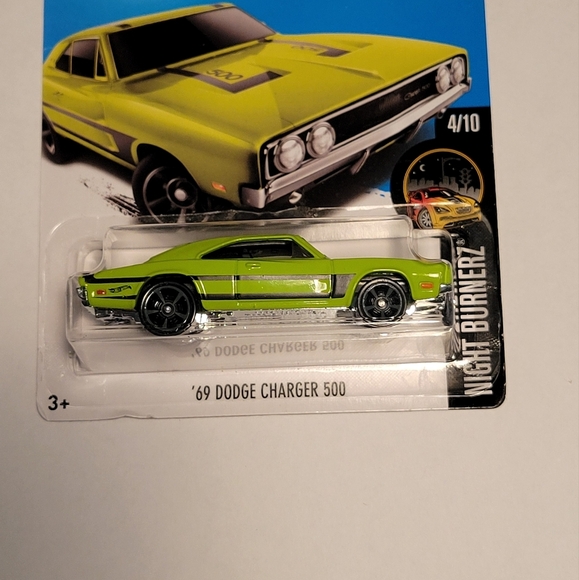 Hot Wheels Night Burnerz '69 Dodge Charger 500 4/10 2015 84/250 New Sealed - Picture 3 of 3